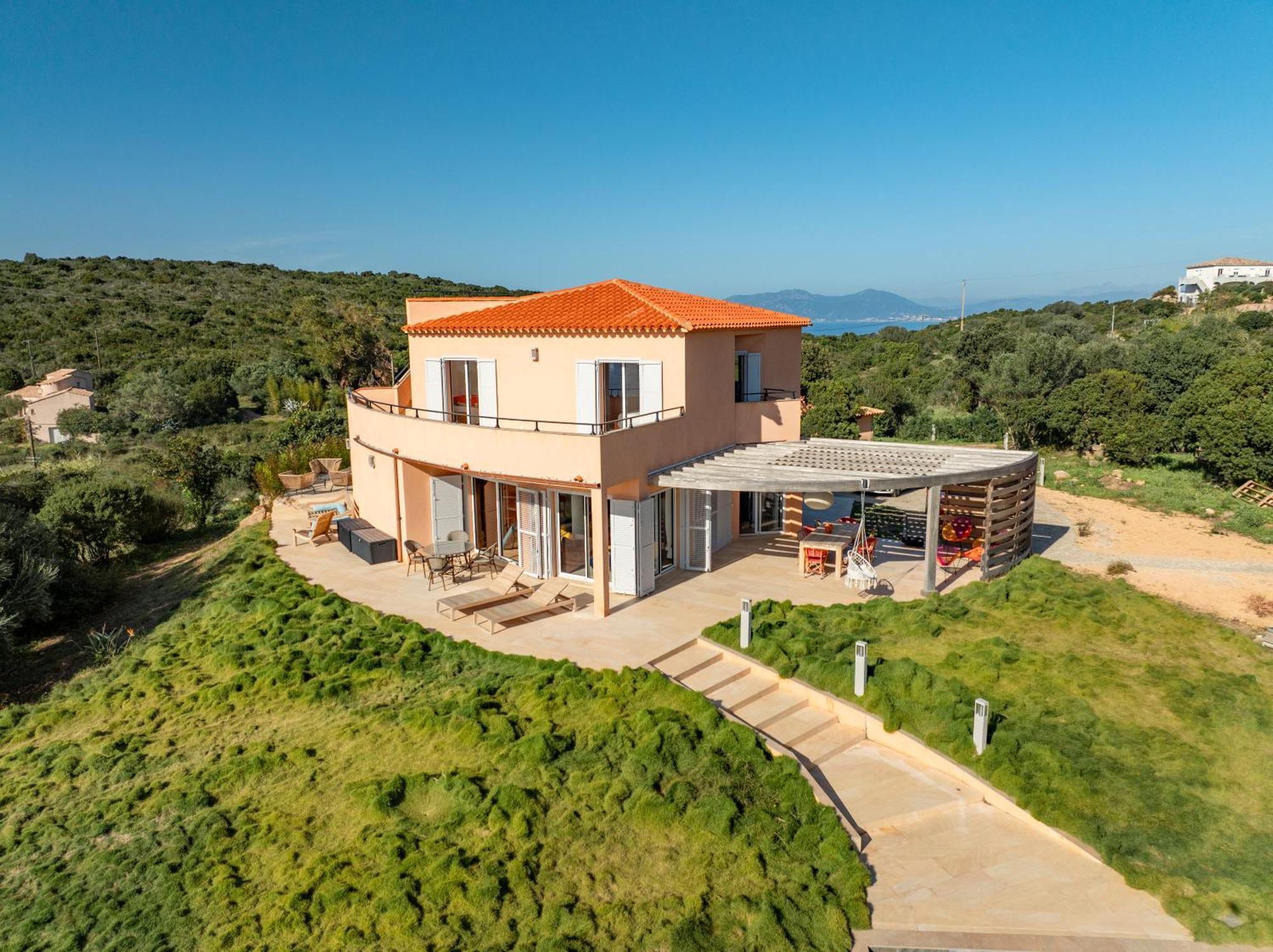 Villa La Ronde Des Soleils Coti-Chiavari  Esterno foto